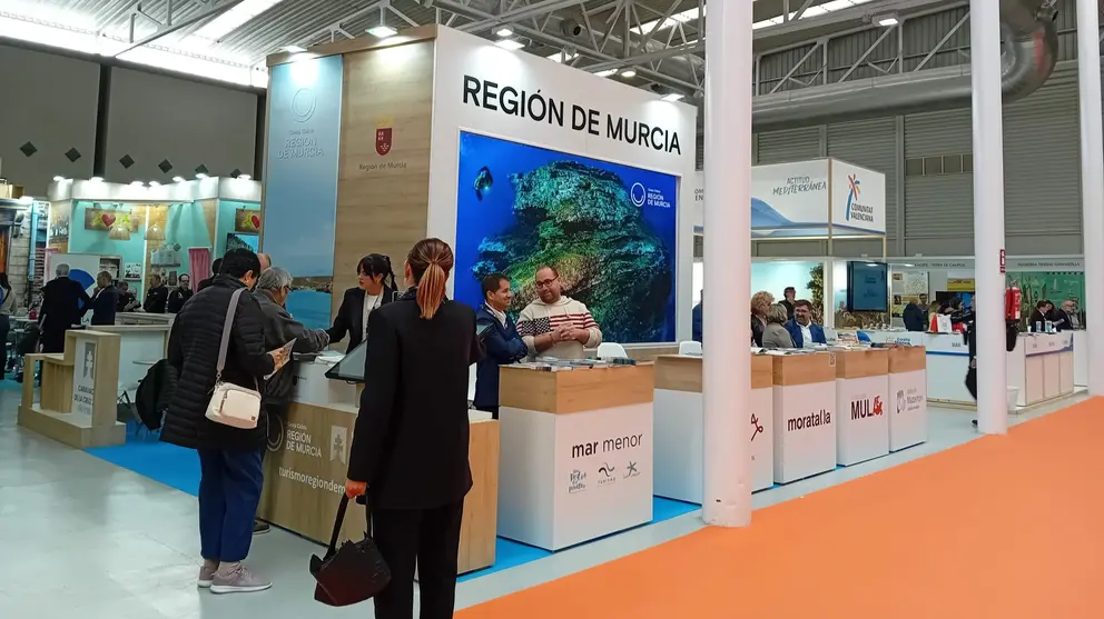 Stand de la Regi&oacute;n en la Feria de Turismo Interior de Valladolid. (CARM)