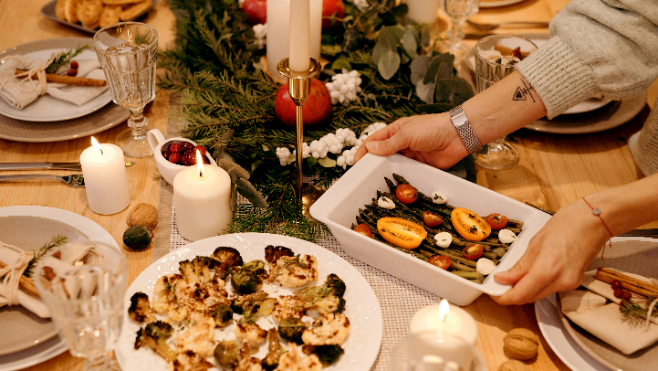 &iquest;Cu&aacute;nto costar&aacute; la Navidad este a&ntilde;o? As&iacute; impacta la inflaci&oacute;n en las fiestas y c&oacute;mo puedes adaptarte /nicole-michalou