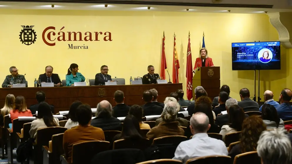 Un momento de la jornada sobre ciberseguridad organizada por la Fundaci&oacute;n CEOE en colaboraci&oacute;n con CROEM y el Instituto Nacional de Ciberseguridad (INCIBE) en la C&aacute;mara de Murcia. (CROEM)