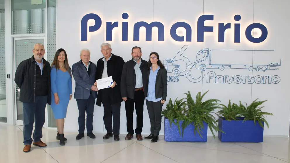 Donaci&oacute;n de Primafrio a la Asociaci&oacute;n Espa&ntilde;ola Contra el C&aacute;ncer. (Primafrio)