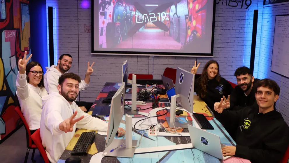 Imagen de los j&oacute;venes participantes en la segunda edici&oacute;n del programa de innovaci&oacute;n &lsquo;Business Tech LAB&rsquo;. (Grupo Fuertes)