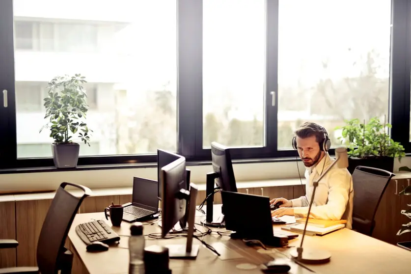&iquest;Por qu&eacute; invertir en un software de recursos humanos? Ventajas clave para tu empresa. (pexels-olly-845451)