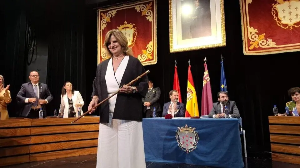 Investidura de Paqui Terol. (Ayuntamiento de Alcantarilla)