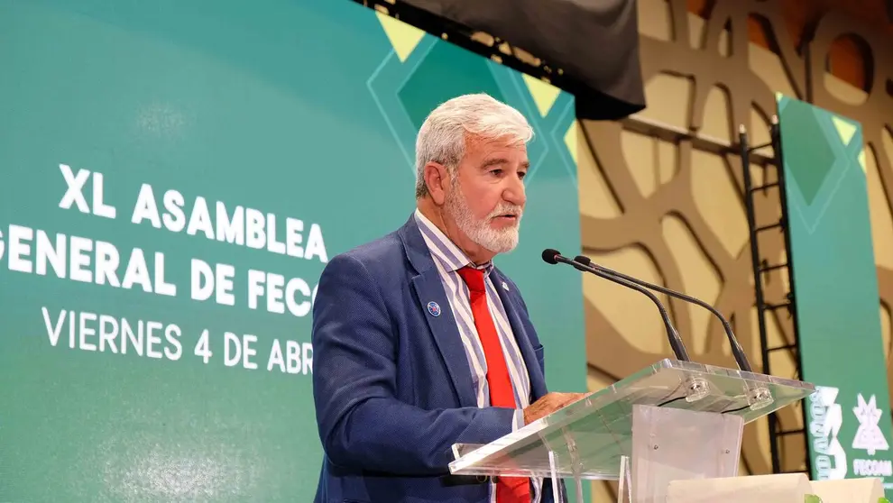 Intervenci&oacute;n del presidente de Fecoam, Santiago Mart&iacute;nez, en la XL Asamblea de Fecoam de 2025. (Fecoam)
