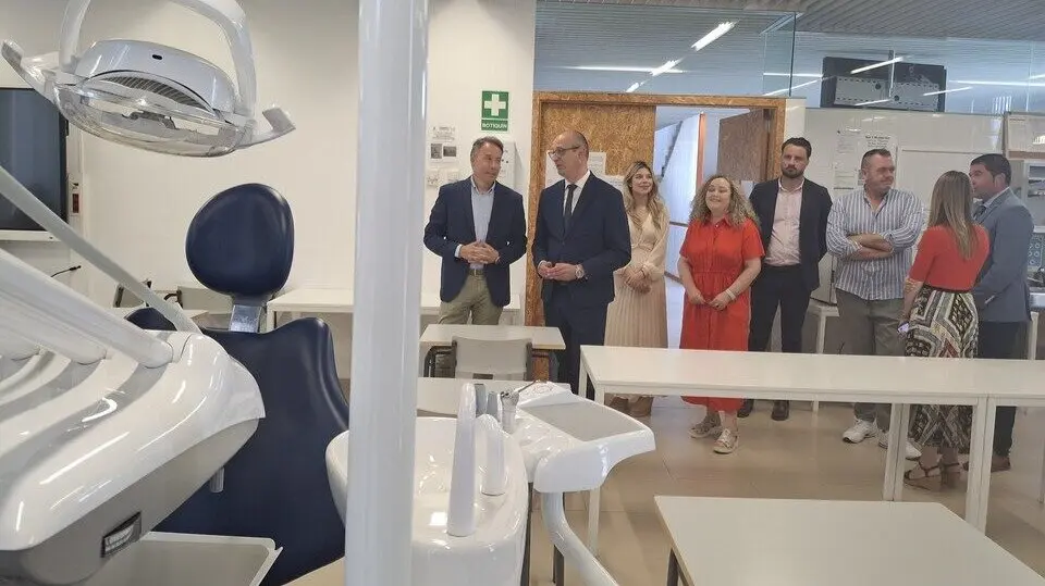El consejero de&nbsp;Educaci&oacute;n y Formaci&oacute;n Profesional, V&iacute;ctor Mar&iacute;n, visita el CIFP Polit&eacute;cnico de Lorca junto al alcalde de la localidad, Fulgencio Gil.&nbsp;(CARM)