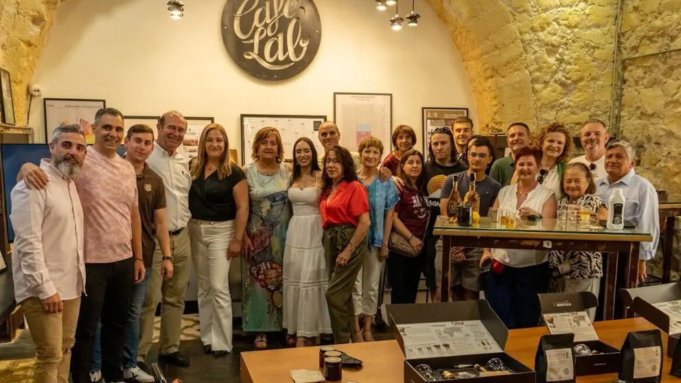 Participantes en la segunda edici&oacute;n de las Jornadas Gastron&oacute;micas del Caf&eacute; Asi&aacute;tico Cartagenero. (Hostecar)