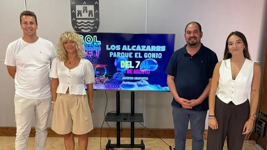 Presentaci&oacute;n de Solmarket en Los Alc&aacute;zares. (Ayuntamiento de Los Alc&aacute;zares)