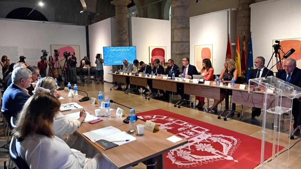 Reuni&oacute;n trimestral del Comit&eacute; Organizador y del Consejo Asesor de &lsquo;Murcia 1200'. (Ayuntamiento de Murcia)