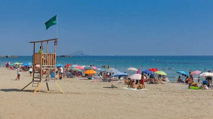 Una playa de La Manga. (CARM)