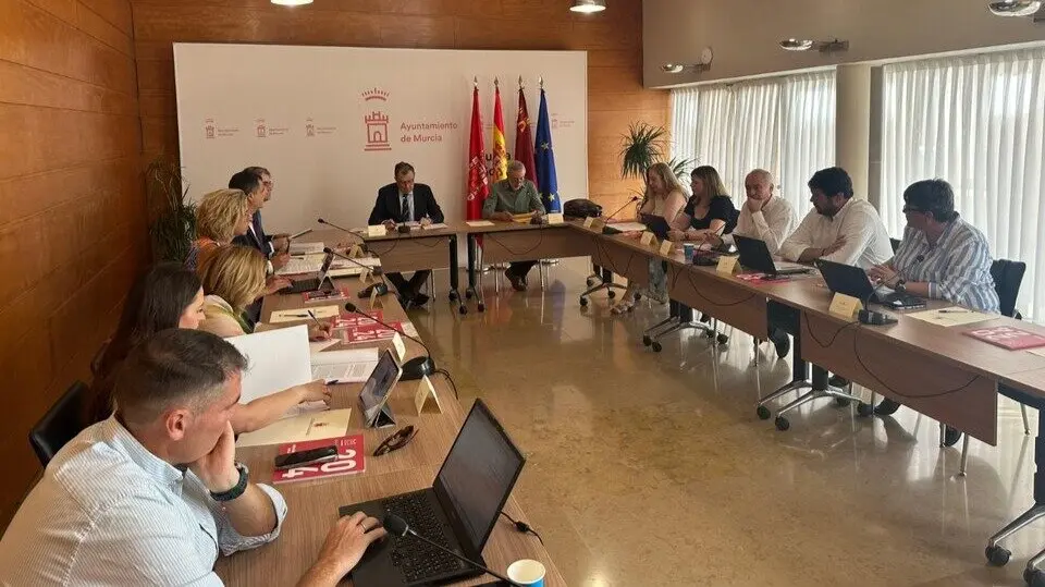 Reuni&oacute;n del Consejo de Administraci&oacute;n y la Junta General de Accionistas de Mercamurcia. (Ayuntamiento de Murcia)