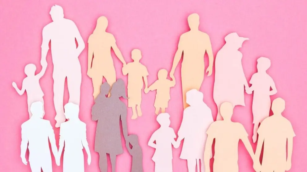 Ampliaci&oacute;n de las ayudas a familias numerosas y monoparentales. (CARM)