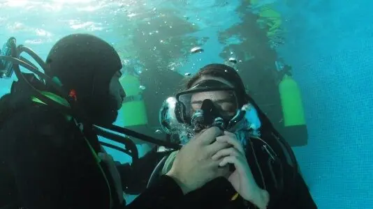 Actividad de buceo de la UPCT. (UPCT)