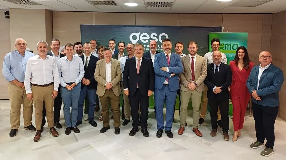 El consejero de Medio Ambiente, Juan Mar&iacute;a V&aacute;zquez, participa en el Caf&eacute; Ambiental organizado por la Asociaci&oacute;n de Empresas de Medio Ambiente de la Regi&oacute;n de Murcia (AEMA). (CARM)