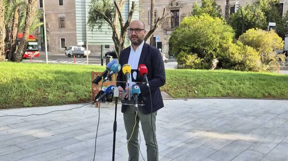 El concejal de Movilidad del consistorio murciano,&nbsp;Jos&eacute; Francisco Mu&ntilde;oz, compadece ante los medios. (Ayuntamiento de Murcia)