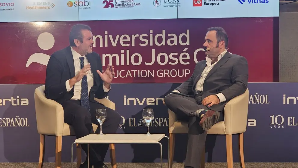 Enrique Ayuso durante su intervenci&oacute;n. (Hefame)