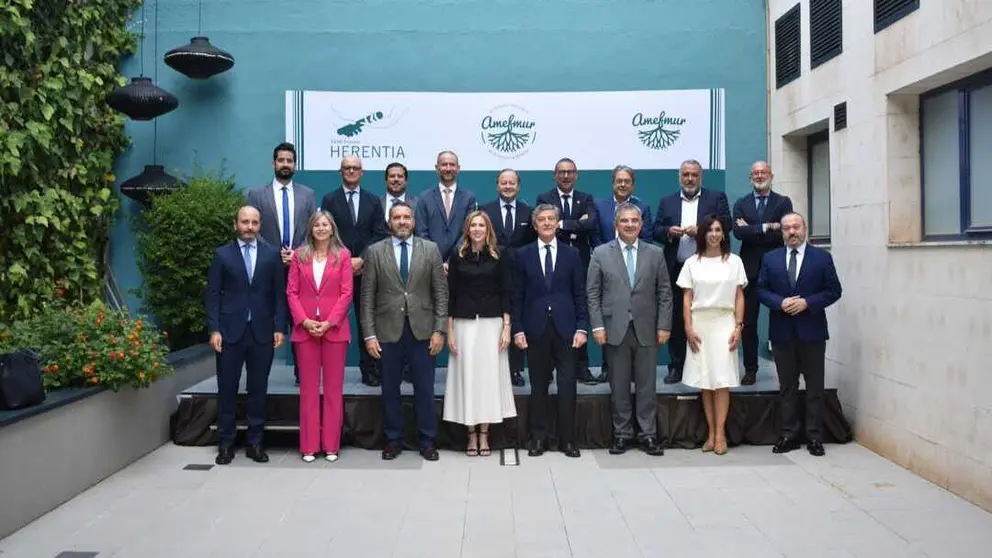 Imagen del jurado de los Premios Herentia 2025. (Portavoz)