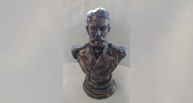 Imagen de la estatuilla de los Premios Fundaci&oacute;n Isaac Peral. (Comp&aacute;s)