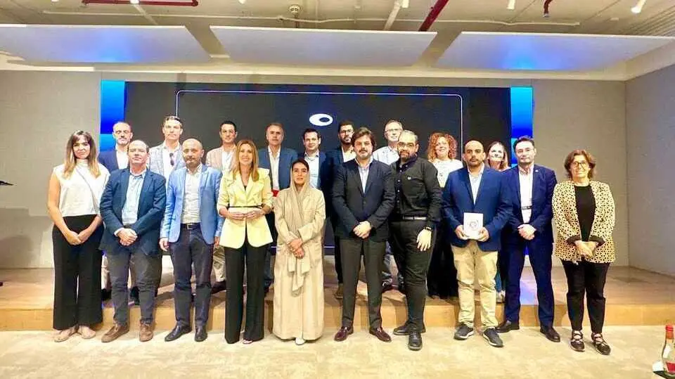 La consejera de Empresa, Empleo y Econom&iacute;a Social, Marisa L&oacute;pez Arag&oacute;n, tras uno de los encuentros mantenidos esta ma&ntilde;ana en Dub&aacute;i.&nbsp;(CARM)