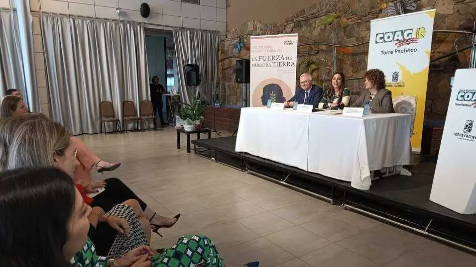 Sara Rubira durante el acto conmemorativo del D&iacute;a de la Mujer Rural en Torre Pacheco. (CARM)