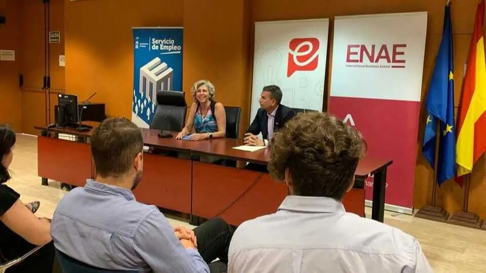 Imagen de una jornada para emprendedores del consistorio murciano en ENAE. (Ayuntamiento de Murcia)