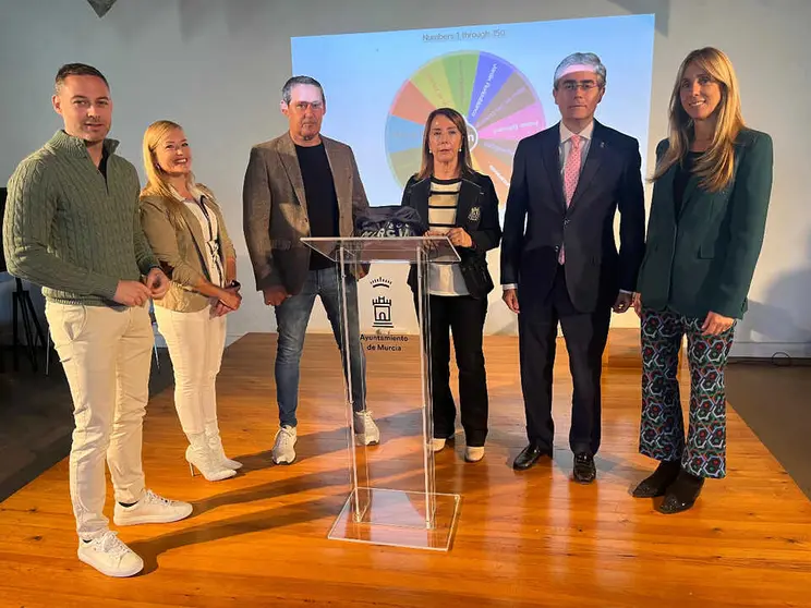 El Ayuntamiento pone en marcha la nueva ruta de 10.000 pasos &lsquo;Murcia 1200 en movimiento
