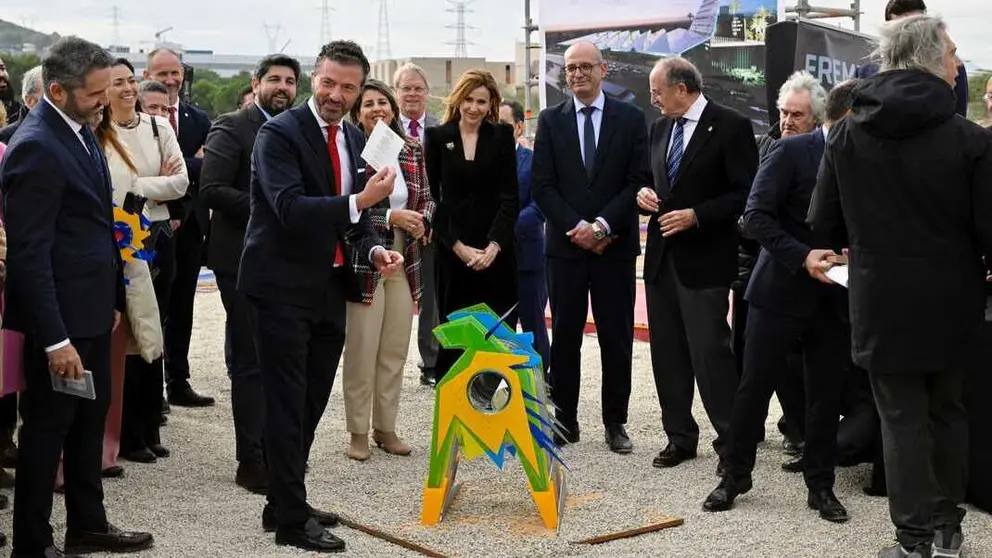 Acto de colocaci&oacute;n de la primera piedra del Centro de Capacitaci&oacute;n de FREMM en Cartagena. (FREMM)