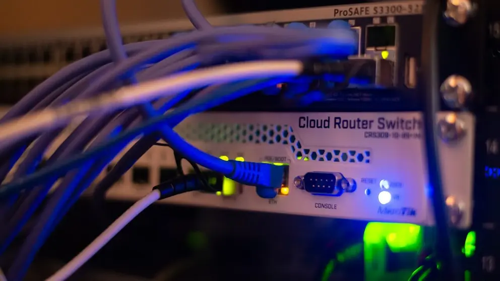 Qu&eacute; significa el color de tu cable ethernet