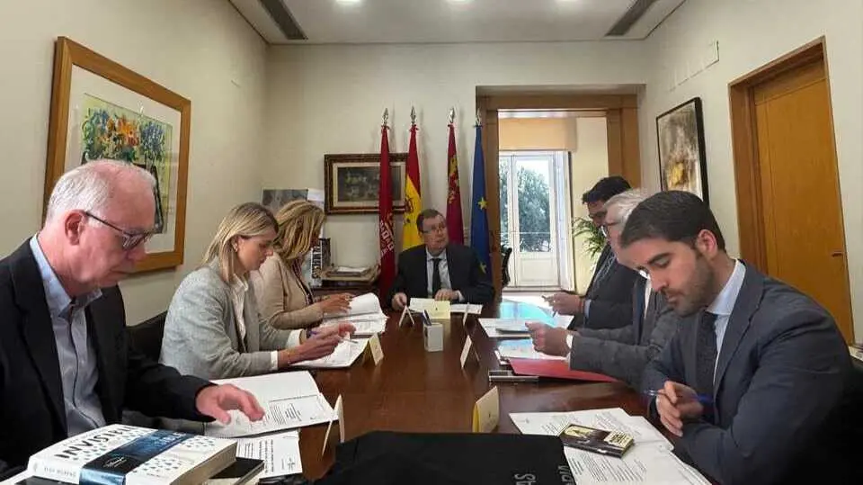 Un momento en la reuni&oacute;n de Junta de Portavoces. (Ayuntamiento de Murcia)