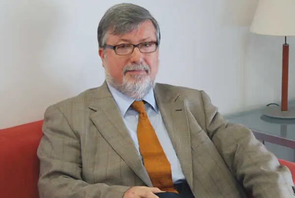 Gregorio Labatut. (Escuela de Econom&iacute;a)