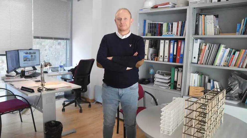 Carlos Parra, investigador principal del grupo de I+D+i en Ciencia y Tecnolog&iacute;a Avanzada de la Construcci&oacute;n de la UPCT. (UPCT)