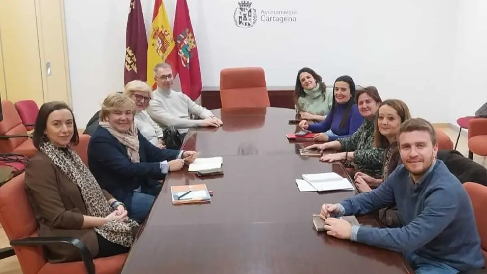 Reuni&oacute;n de trabajo con las distintas asociaciones de comerciantes de Cartagena. (Ayuntamiento de Cartagena)