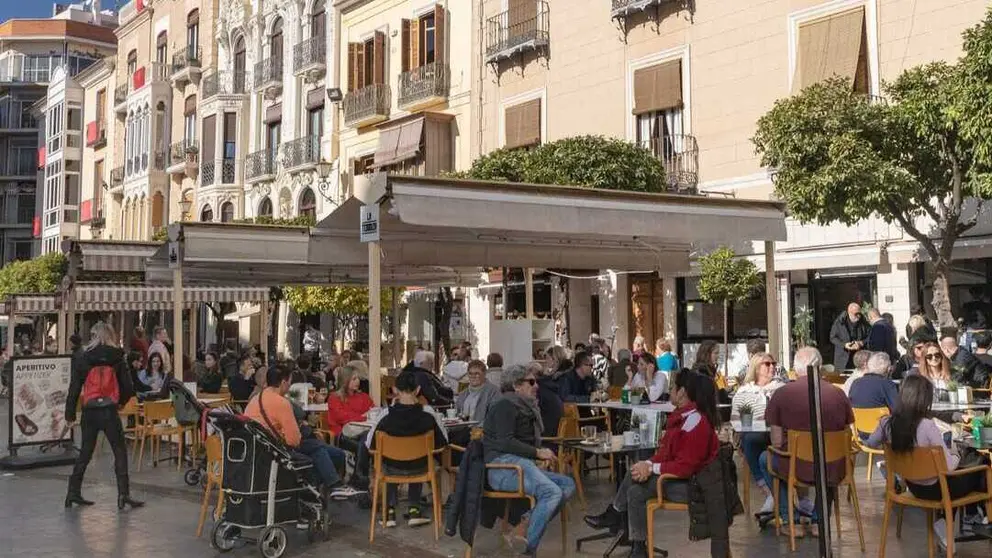 Terrazas llenas de p&uacute;blico en Murcia. (CARM)