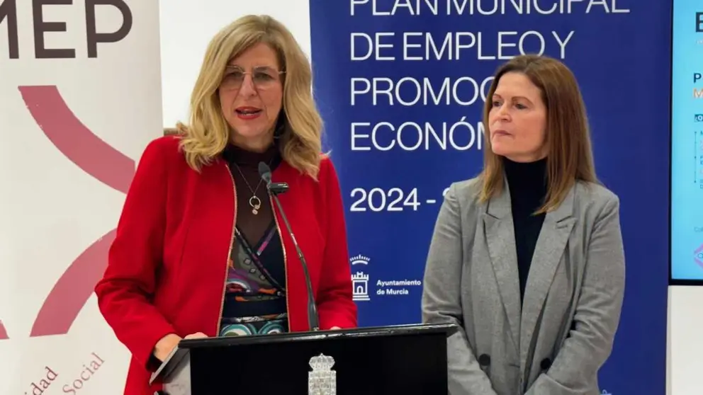 Imagen durante la presentaci&oacute;n de la sesi&oacute;n. (Ayuntamiento de Murcia)
