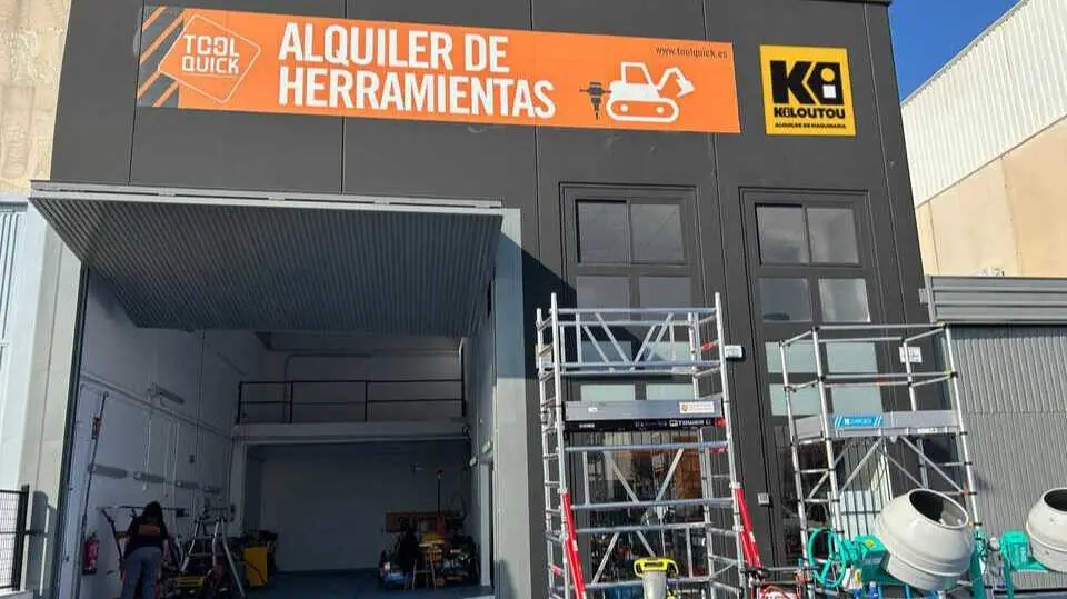 Fachada de la nueva tienda en Cartagena. (Kiloutou)