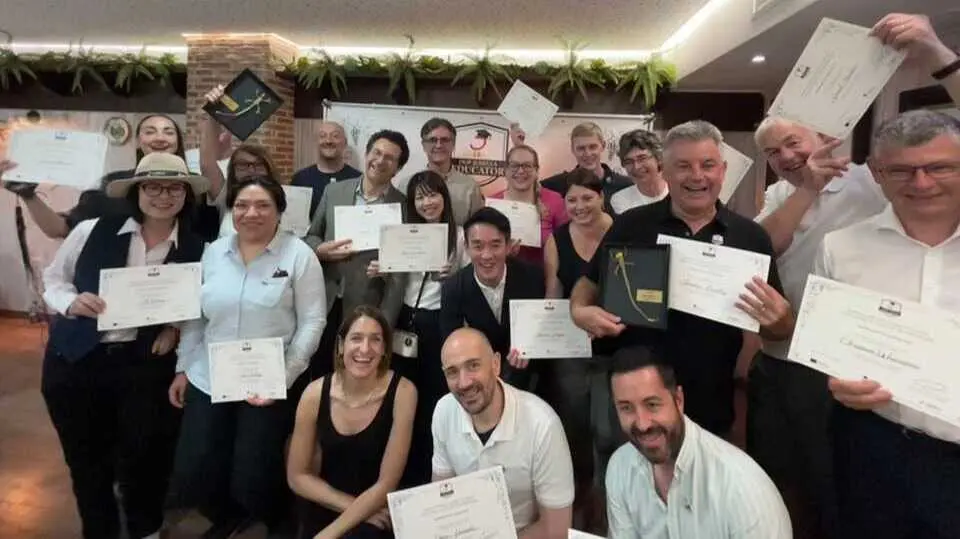 Entrega de diplomas en la pasada edici&oacute;n. (DOP Jumilla)