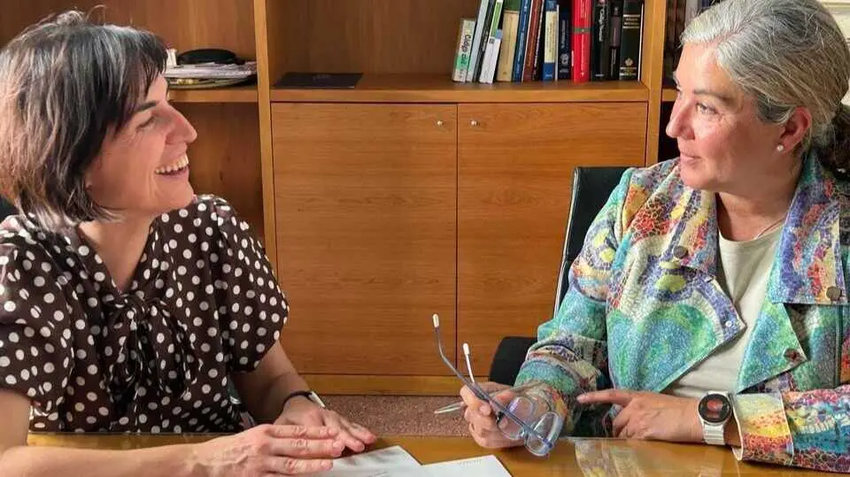 Toma de posesi&oacute;n de uno de los nuevos notarios. (Ars Longa Comunicaci&oacute;n)