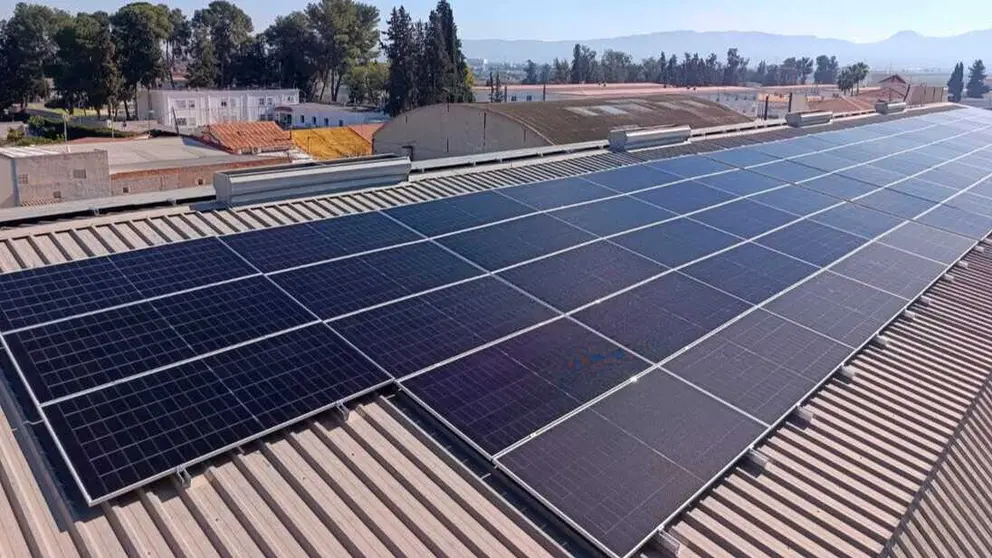 Placas solares de la Comunidad Energ&eacute;tica Local de Murcia. (Voltiva Eenergy)