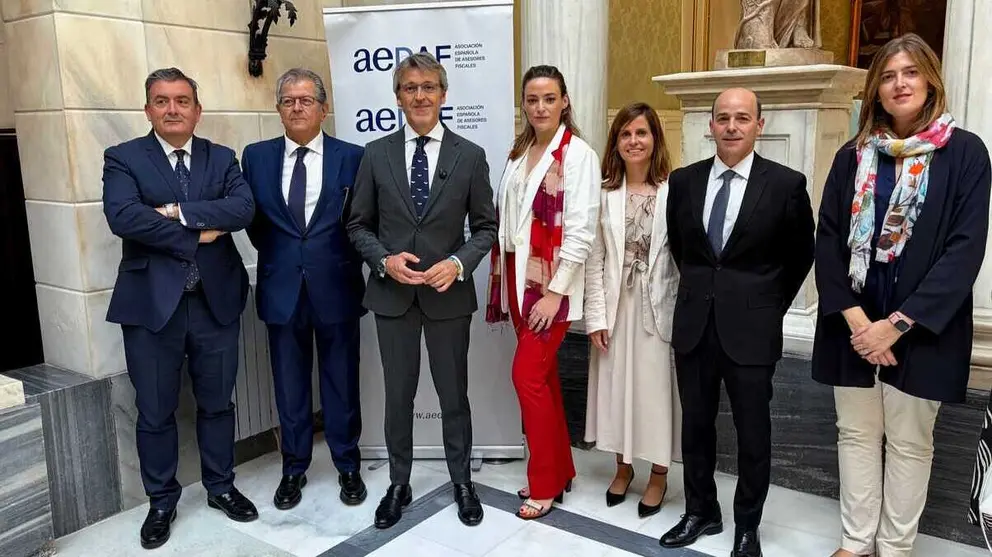 Inauguraci&oacute;n de la tercera edici&oacute;n de las Jornadas Tributarias que organiza la Asociaci&oacute;n Espa&ntilde;ola de Asesores Fiscales (AEDAF). (CARM)