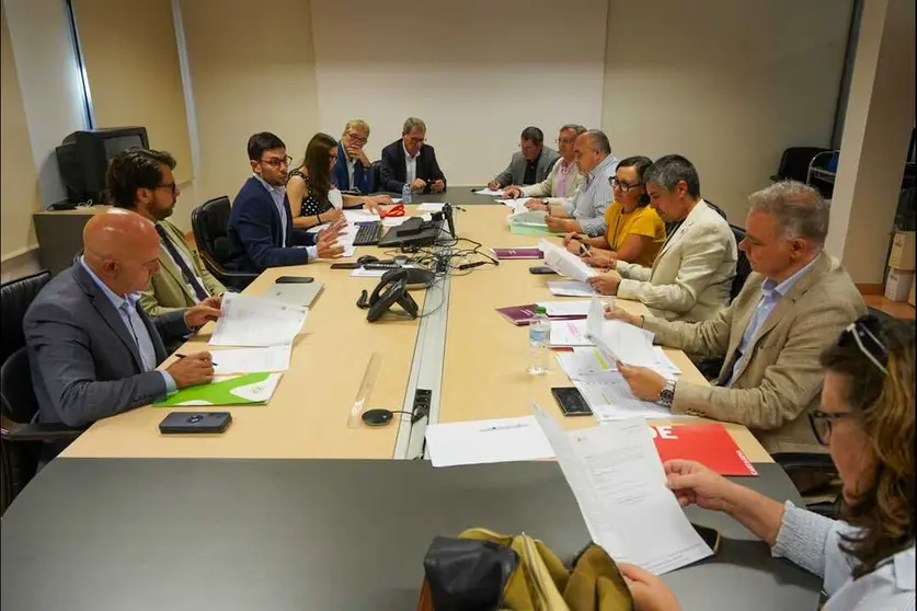 Un momento de la reuni&oacute;n de la comisi&oacute;n de Hacienda del ayuntamiento de Cartagena.