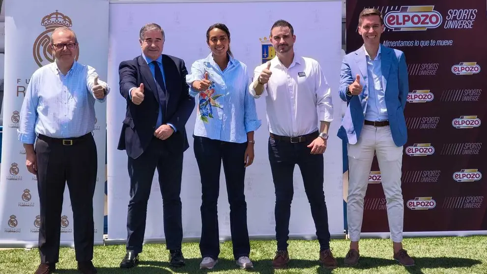 Presentaci&oacute;n del campus de verano de la Fundaci&oacute;n Real Madrid en Alhama de Murcia. (El Pozo)