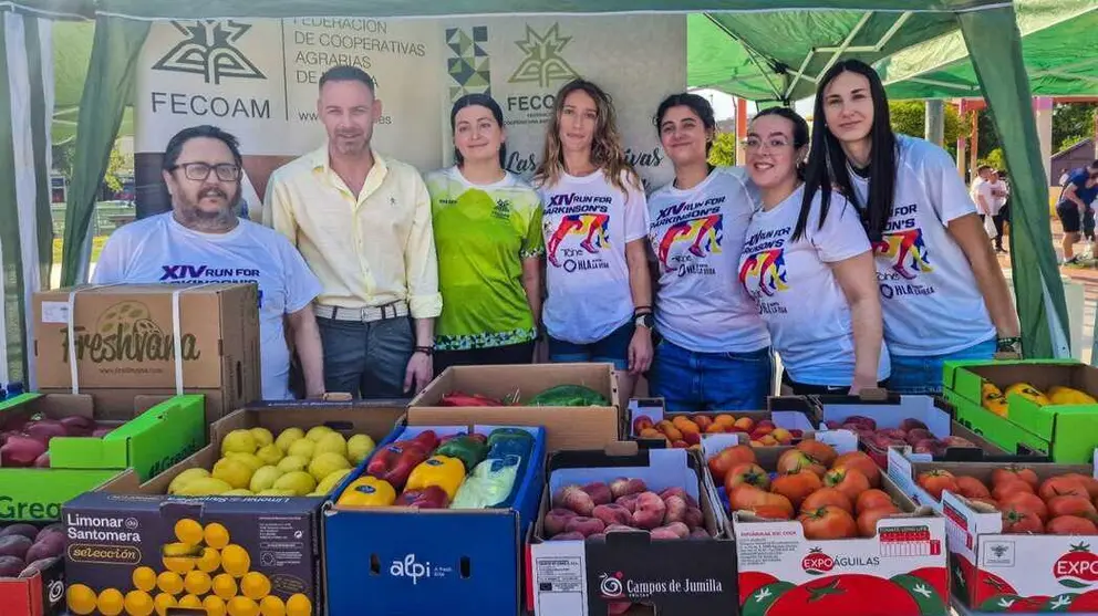 Imagen de los productos de Fecoam y sus asociados en la carrera. (Fecoam)
