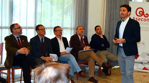 /img/periodico/img_14035.jpg