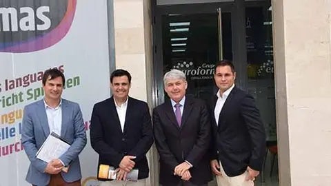 /img/periodico/img_15902.jpg