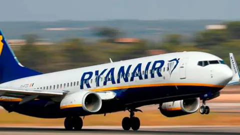 Avi&oacute;n de Ryanair. (Archivo)