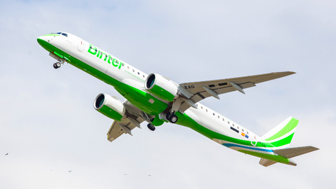 Embraer E195 E2 (4)