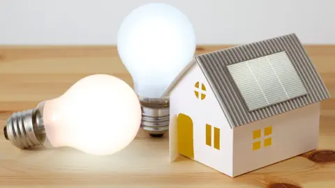 &iquest;Qu&eacute; debo considerar si quiero instalar placas solares en mi empresa?