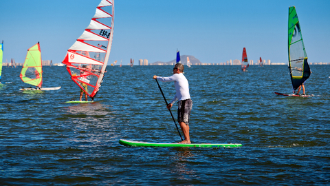 Deportes n&aacute;uticos en el Mar Menor. (Archivo)