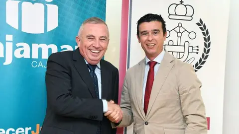 Los firmantes del acuerdo han destacado la importancia de continuar colaborando y uniendo esfuerzos para impulsar la contribuci&oacute;n de los ingenieros t&eacute;cnicos industriales al desarrollo socioecon&oacute;mi