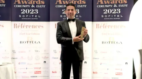 &Aacute;ngel Holgado, director de Grand Hyatt La Manga Club Golf &amp; Spa, ha recogido el premio en la 5&ordf; edici&oacute;n de estos prestigiosos premios. 