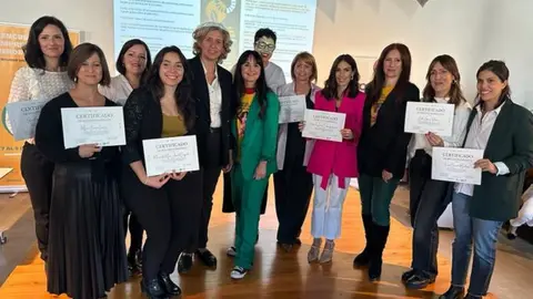Las participantes han recibido los diplomas de la mano de la concejal de Promoci&oacute;n Econ&oacute;mica, Mercedes Bernab&eacute;, y han&nbsp;presentado&nbsp;sus proyectos a modo de cierre en el marco de la Semana del Emprend